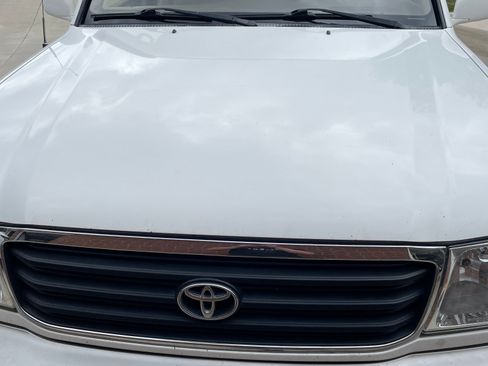 Used 2000 Toyota Land Cruiser image 2