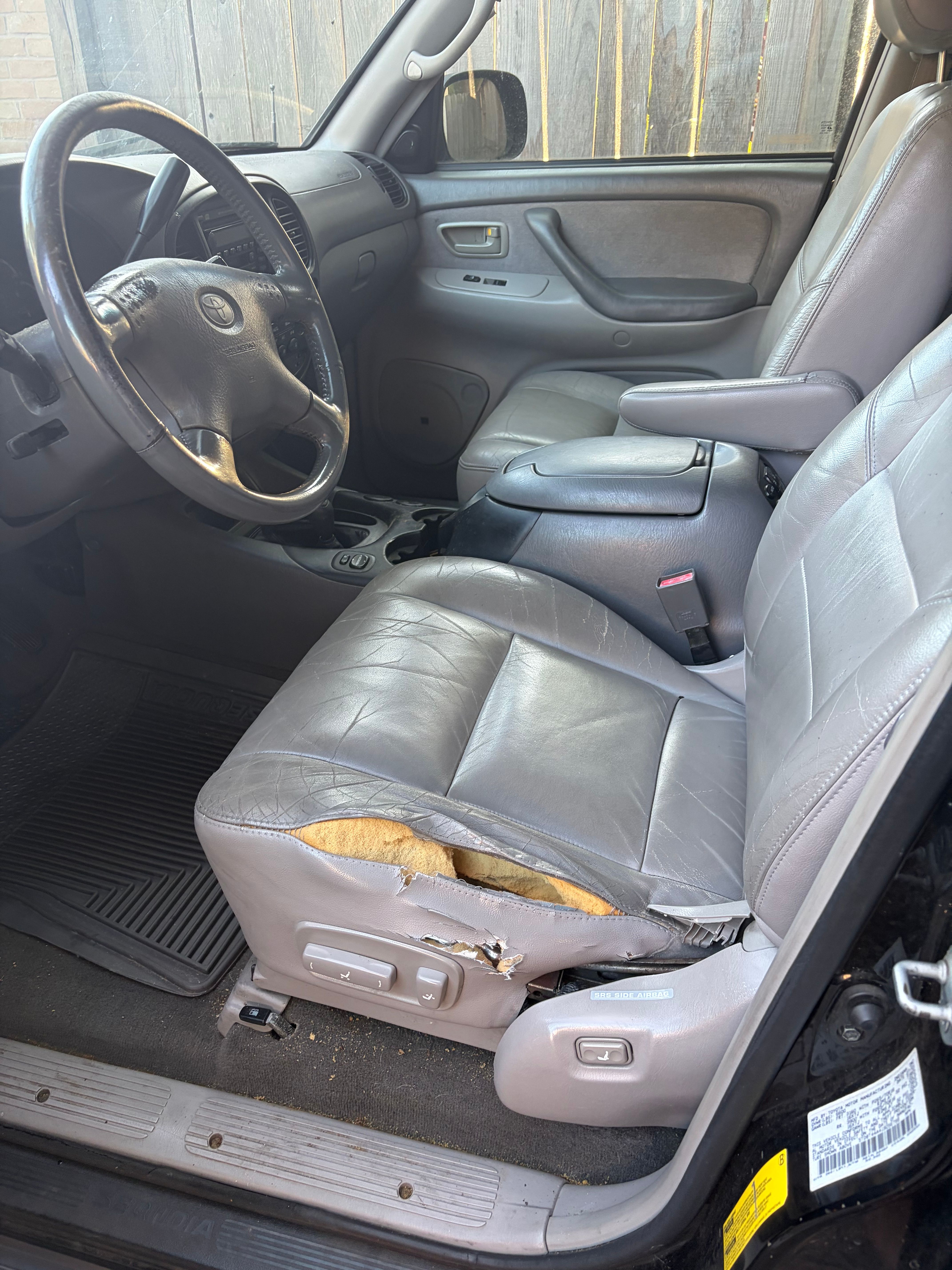 Used 2001 Toyota Sequoia SR5 AWD/4WD image 8