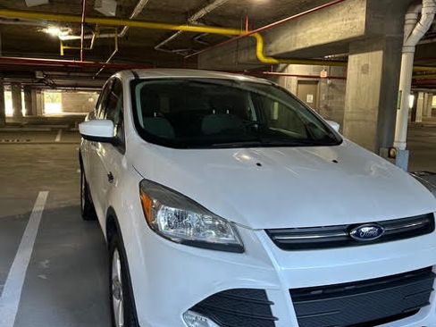 Used 2013 Ford Escape SE image 5