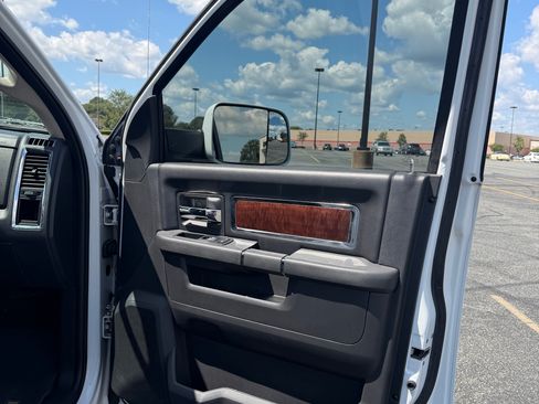 Used 2011 RAM 3500 Laramie w/ HD Snow Plow Prep Group AWD/4WD image 29
