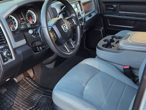 Used 2013 RAM 1500 Express image 9