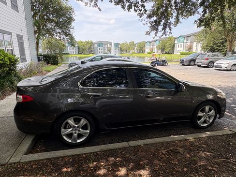 Used 2010 Acura TSX Sedan FWD image 9