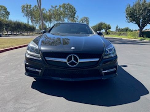 Used 2013 Mercedes-Benz SLK 250 image 1