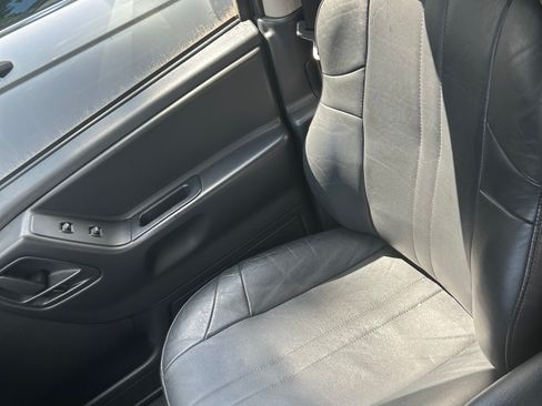 Used 2004 Jeep Grand Cherokee Laredo w/ Cold Weather Group image 15