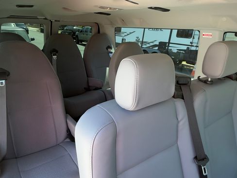 Used 2013 Ford E-150 and Econoline 150 Wagon RWD image 15