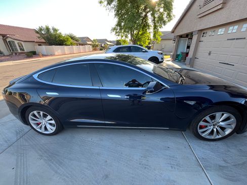 Used 2014 Tesla Model S P85 image 8