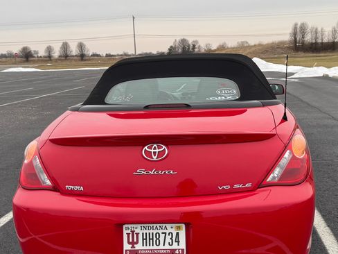 Used 2005 Toyota Solara SLE image 8