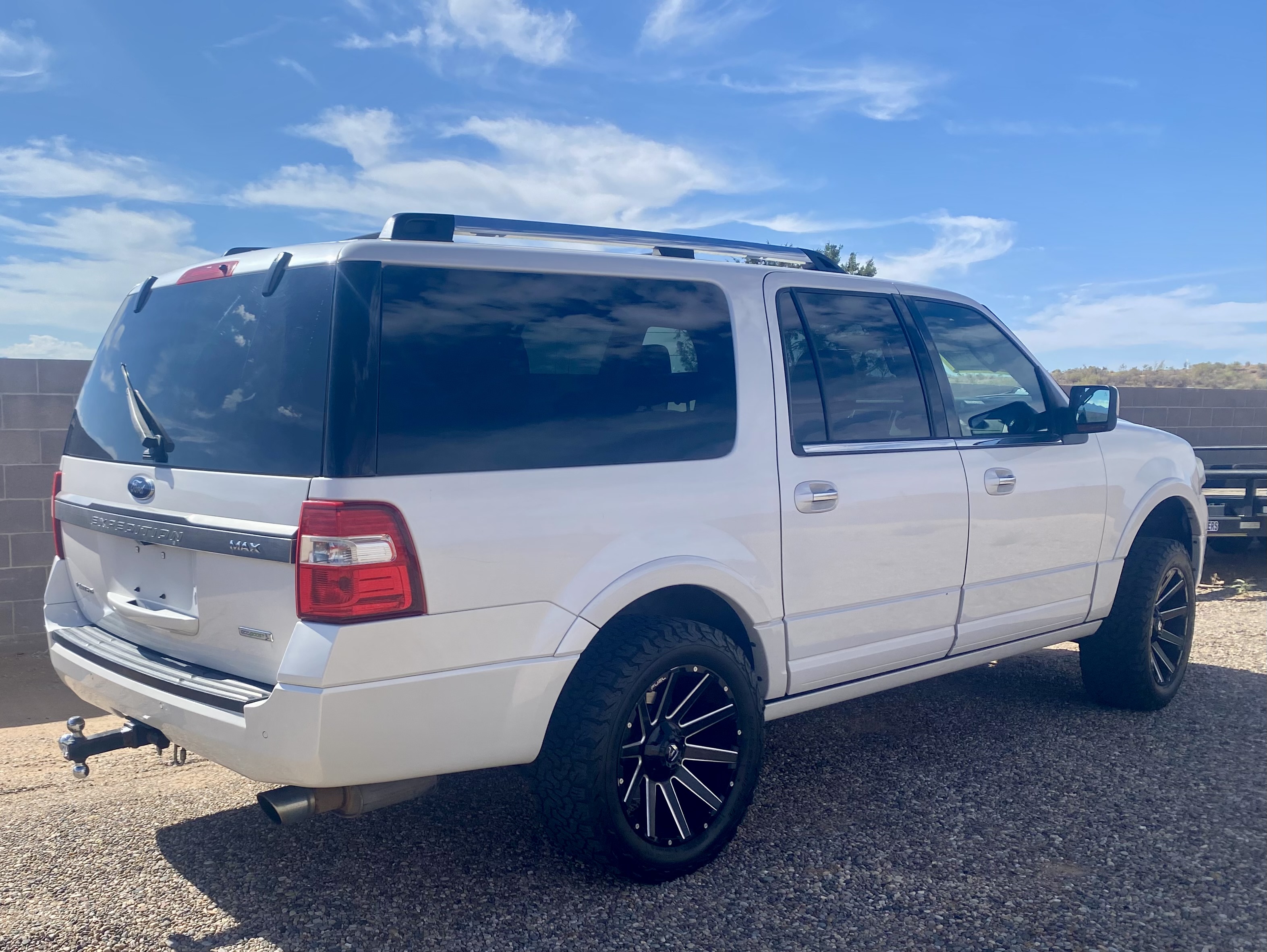 Used 2017 Ford Expedition Max Limited AWD/4WD image 15