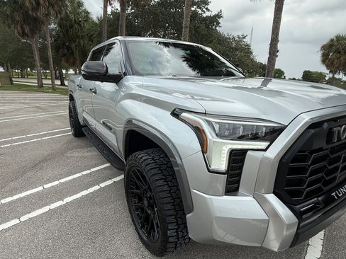 Used 2022 Toyota Tundra Limited RWD image 8