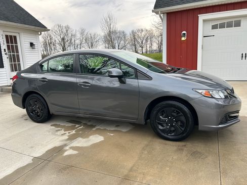 Used 2013 Honda Civic LX image 6