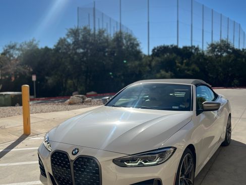 Used 2021 BMW M440i Convertible w/ Premium Package image 5