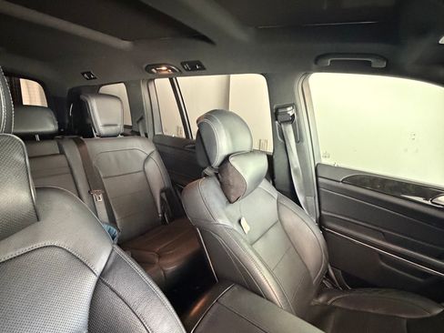 Used 2019 Mercedes-Benz GLS 550 4MATIC image 6