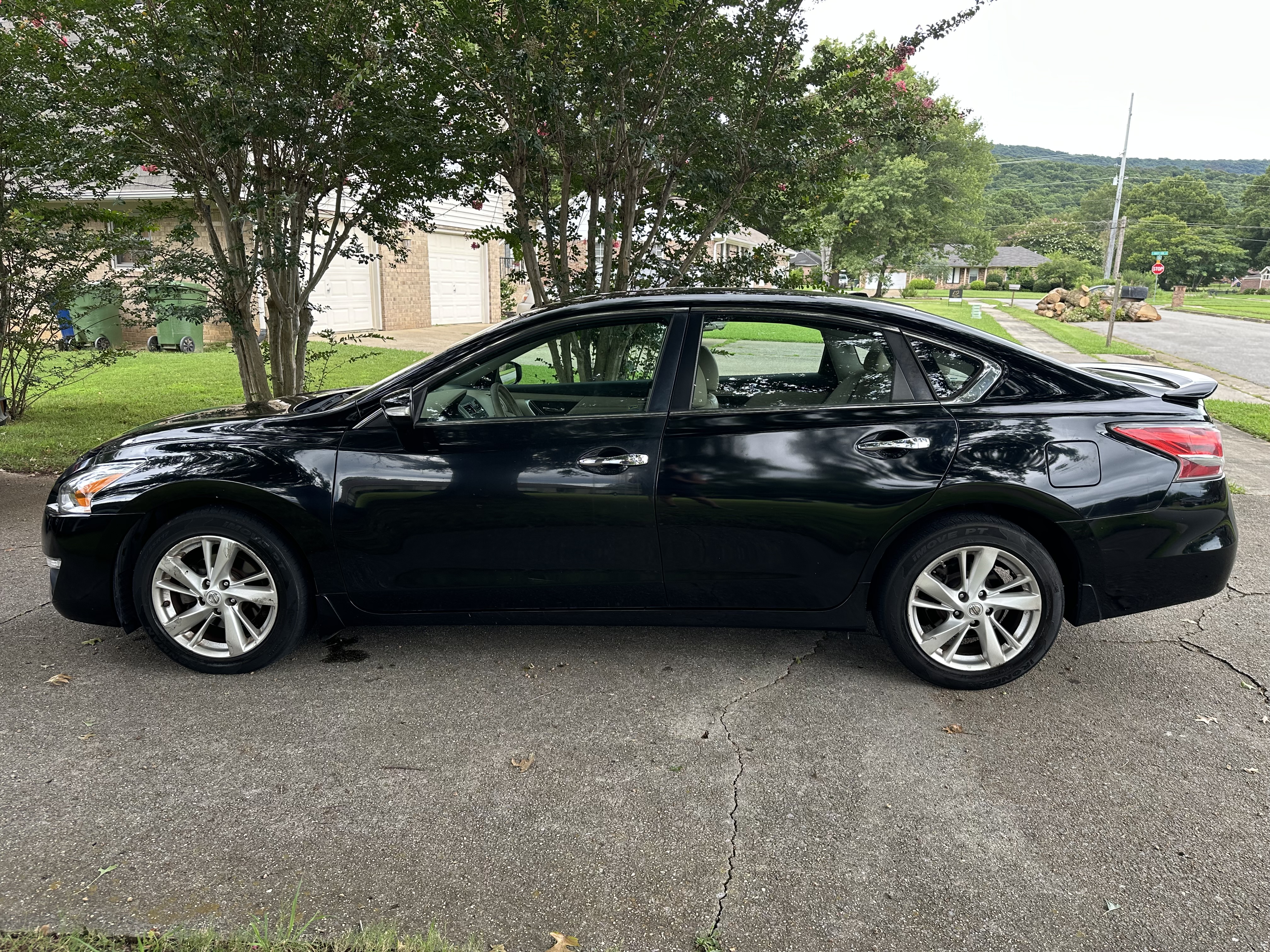 Used 2014 Nissan Altima 2.5 SL w/ Technology Package FWD image 8