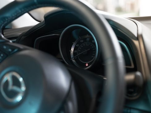 Used 2016 MAZDA MAZDA3 i Touring image 21