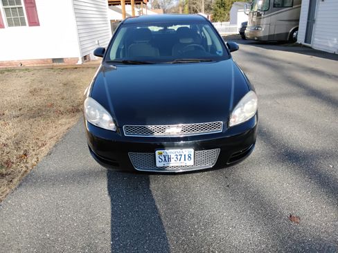 Used 2014 Chevrolet Impala Limited LS image 2