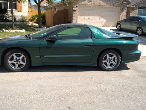 Used 1996 Pontiac Firebird Trans Am image 2