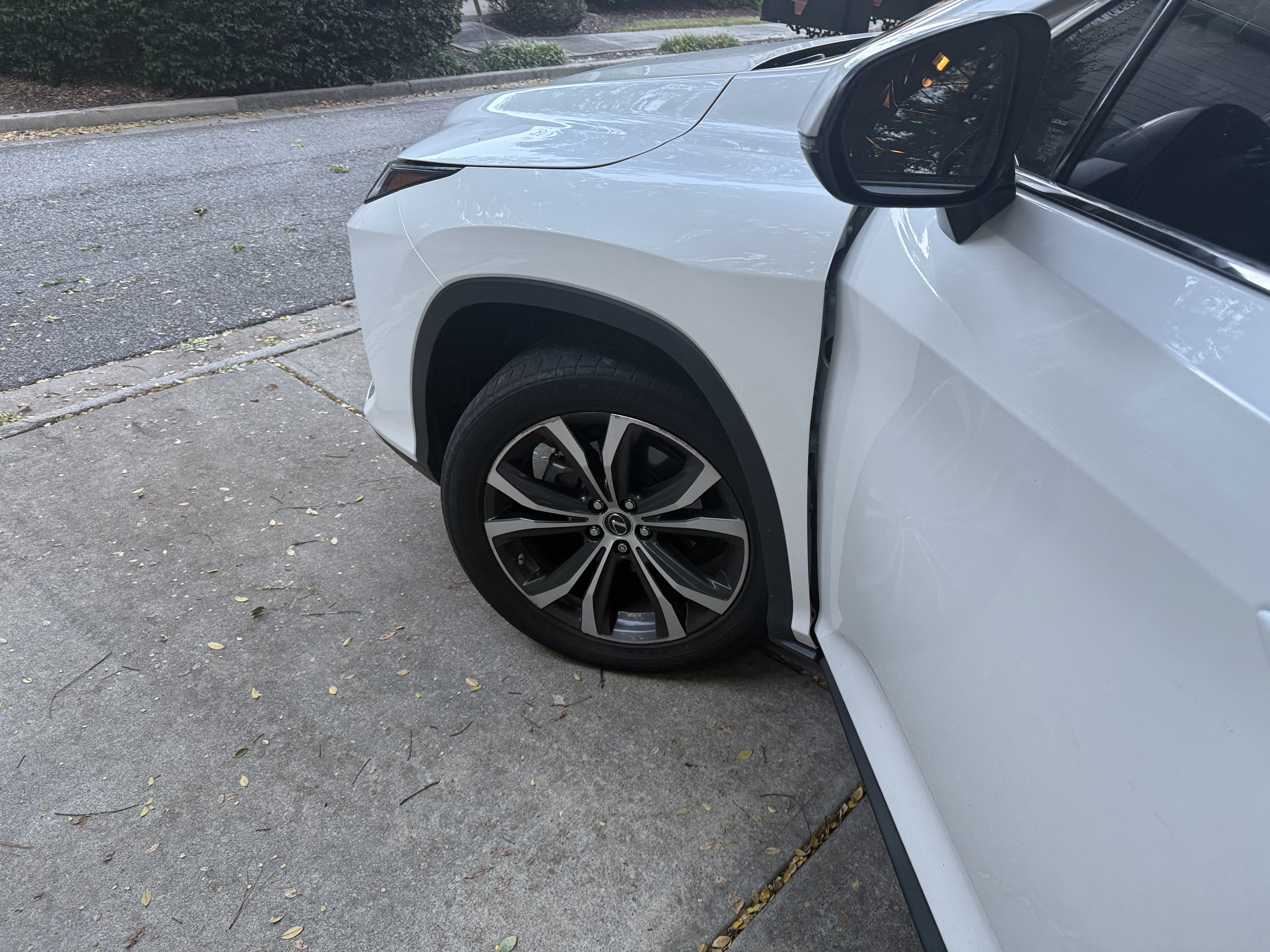 Used 2021 Lexus RX 450hL AWD w/ Premium Package image 11