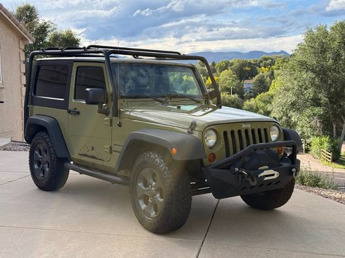 Used 2013 Jeep Wrangler Sport image 21