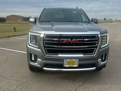 Used 2021 GMC Yukon SLT w/ SLT Luxury Plus Package image 9
