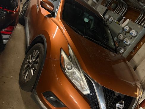 Used 2015 Nissan Murano SL w/ SL Technology Package FWD image 2