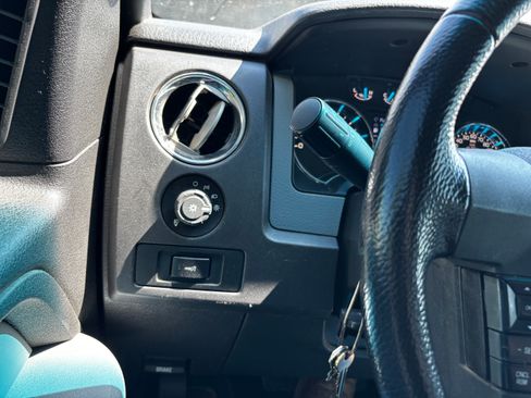 Used 2012 Ford F150 XLT w/ XLT Chrome Pkg image 1