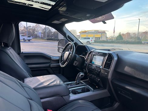 Used 2016 Ford F150 XLT w/ Equipment Group 302A Luxury image 19