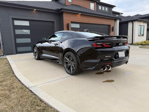 Used 2023 Chevrolet Camaro ZL1 image 6