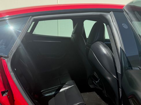 Used 2021 Tesla Model S Plaid image 21