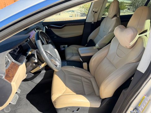 Used 2017 Tesla Model X 100D image 15