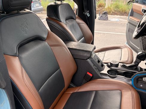 Used 2022 Ford Bronco Outer Banks image 24