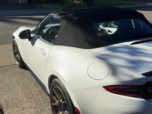 Used 2025 MAZDA MX-5 Miata Grand Touring w/ Appearance Package RWD image 4