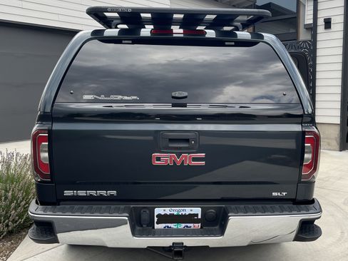 Used 2017 GMC Sierra 1500 SLT w/ SLT Premium Package AWD/4WD image 5