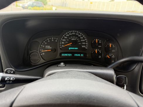 Used 2003 Chevrolet Tahoe LT AWD/4WD image 4