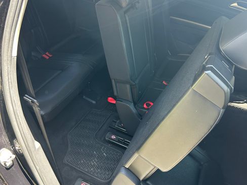 Used 2018 Volkswagen Atlas SE FWD image 17