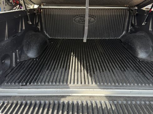 Used 2004 Ford F150 XLT image 13