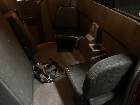 Used 2003 Ford Ranger XLT image 11