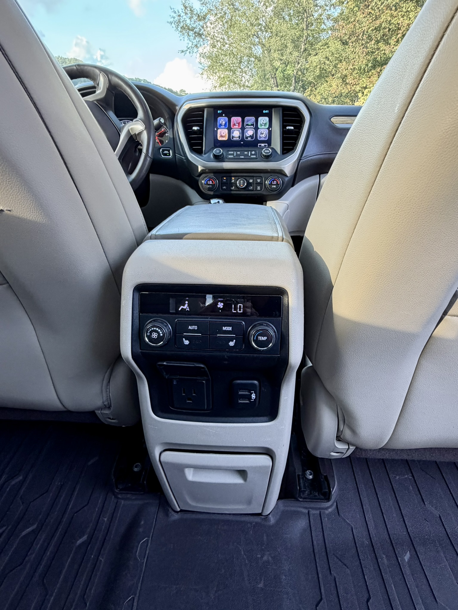 Used 2017 GMC Acadia Denali FWD image 17