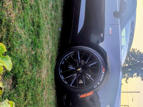 Used 2017 Chevrolet Camaro LT image 5