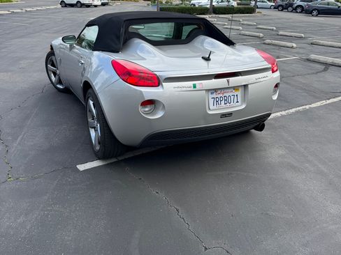 Used 2008 Pontiac Solstice Convertible w/ Premium Package image 4