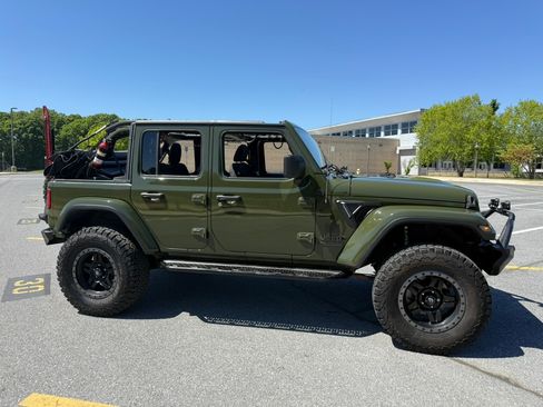 Used 2021 Jeep Wrangler Unlimited Sport AWD/4WD image 14