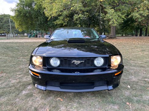 Used 2007 Ford Mustang GT Premium image 5
