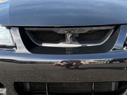 Used 2004 Ford Mustang Cobra image 10