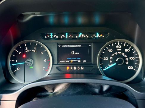 Used 2020 Ford F150 XLT w/ Equipment Group 302A Luxury AWD/4WD image 10