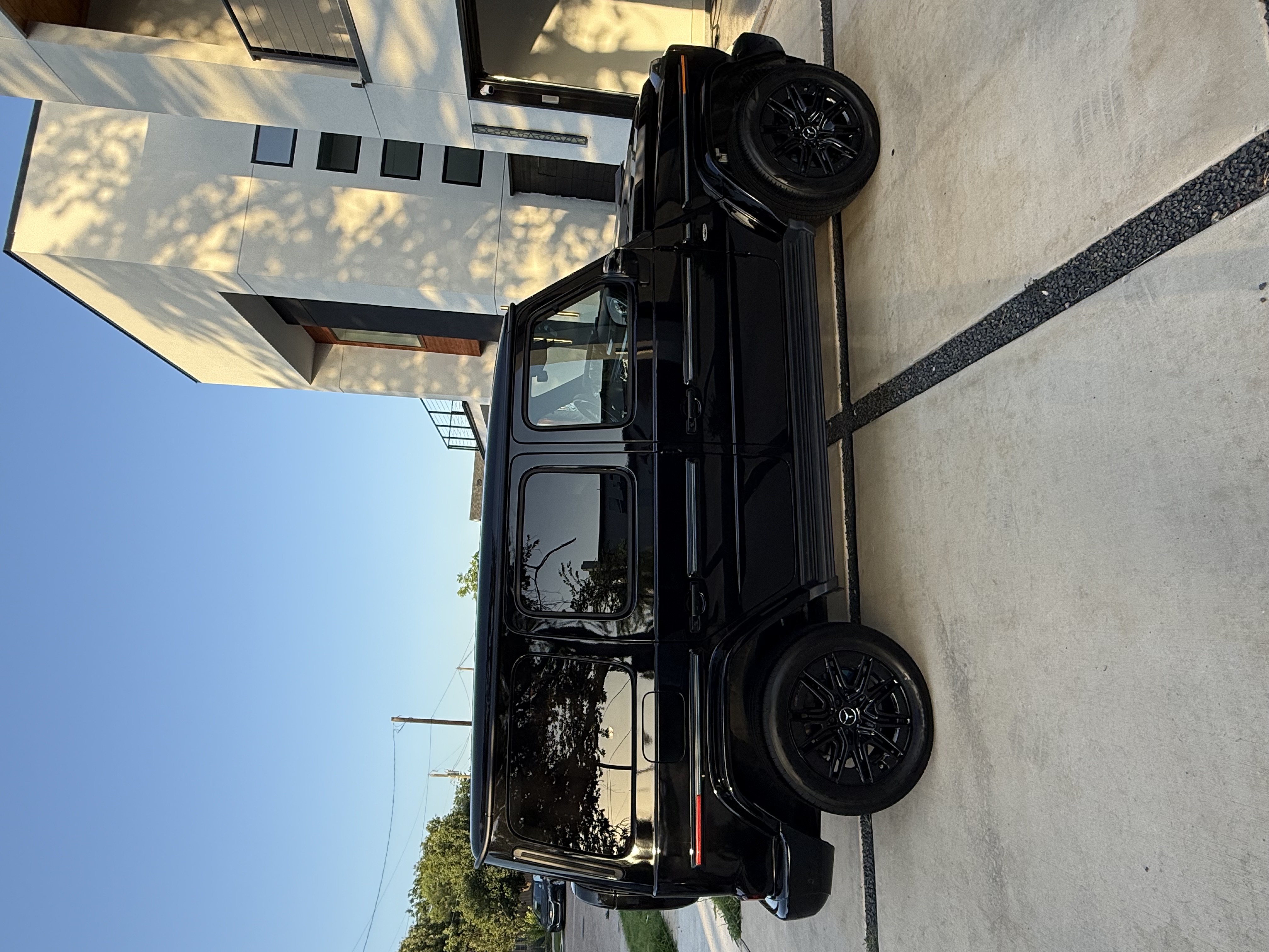 Used 2025 Mercedes-Benz G 580 w/ EQ Technology image 2