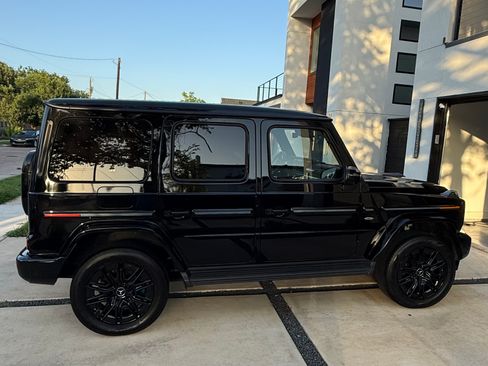 Used 2025 Mercedes-Benz G 580 w/ EQ Technology image 2