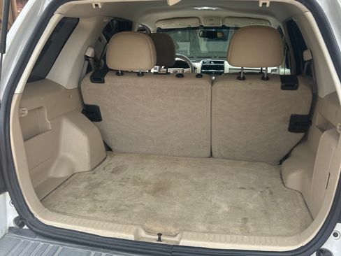 Used 2010 Ford Escape Limited image 12