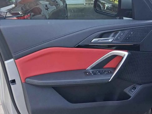 Used 2023 BMW X1 xDrive28i w/ M Sport Package image 9