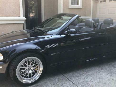 Used 2006 BMW M3 Convertible RWD image 2