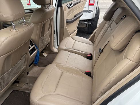 Used 2014 Mercedes-Benz ML 350 BlueTEC 4MATIC image 6