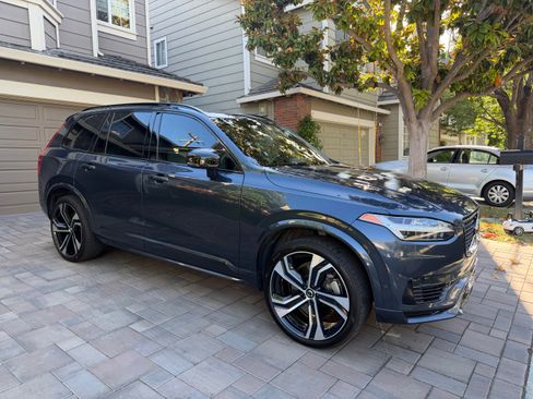 Used 2022 Volvo XC90 T8 R-Design w/ Advanced Package AWD/4WD image 8
